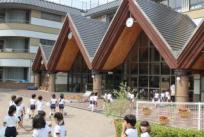 小学校に到着